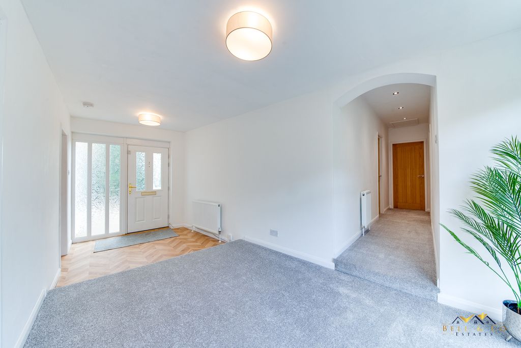 Property photo 3 of 27
