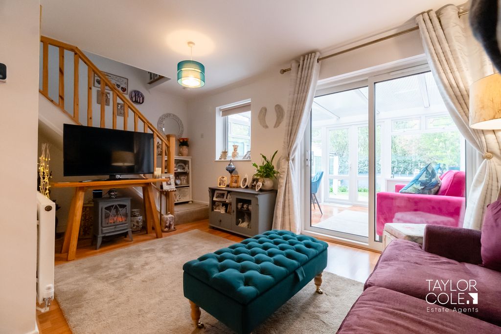 Property photo 2 of 18