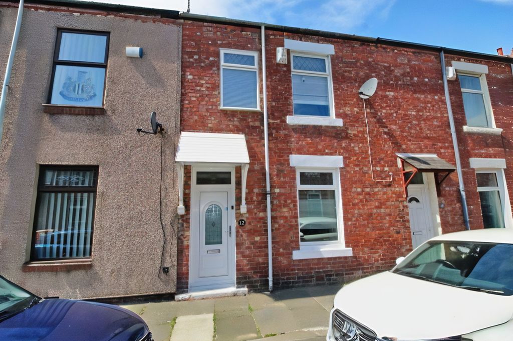Property photo 1 of 16
