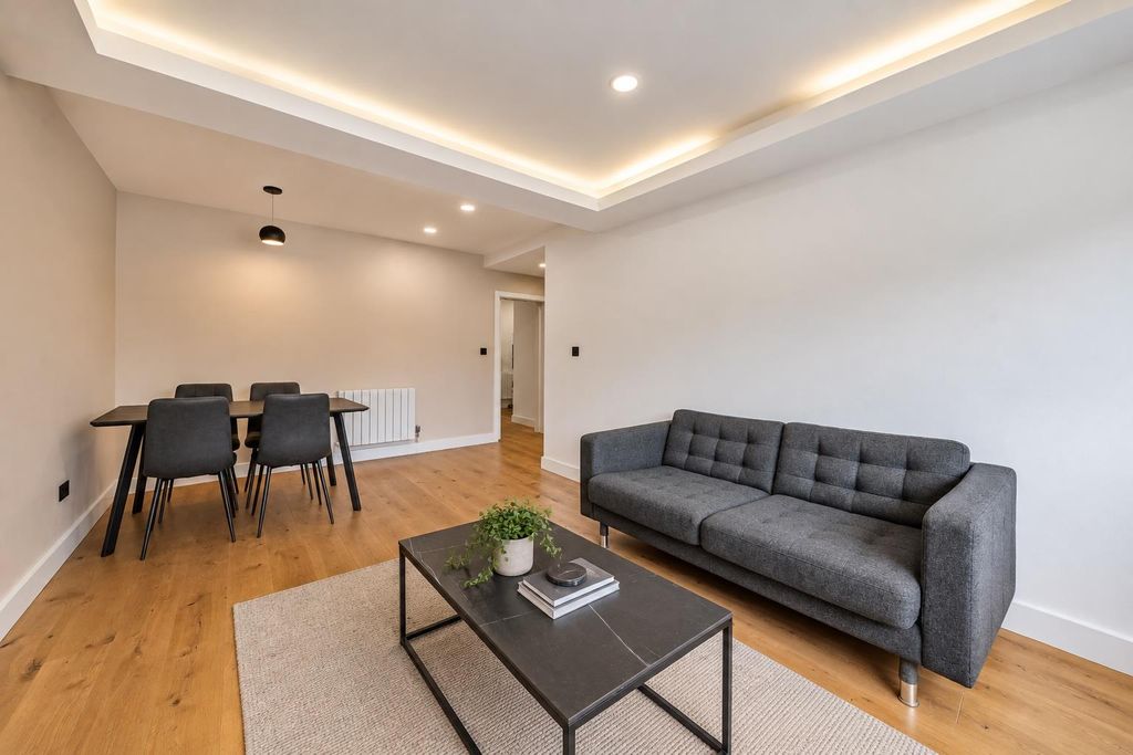 Property photo 2 of 12 4.Jpg