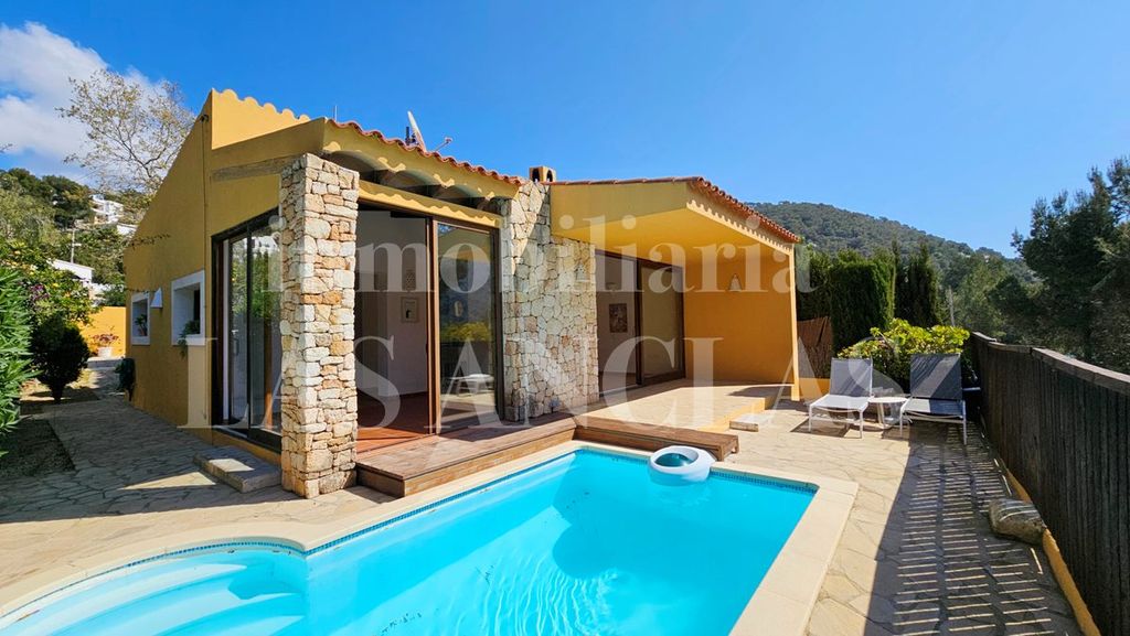 Property photo 2 of 10