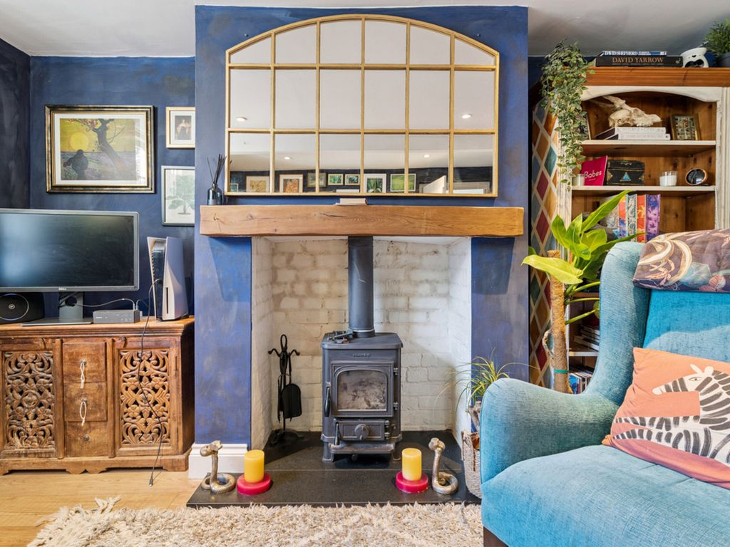 Property photo 3 of 19