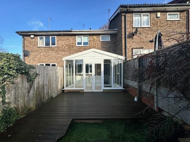 Property photo 2 of 9 Rear