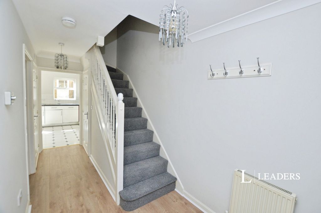 Property photo 2 of 17 Pbox-Img.Jpg
