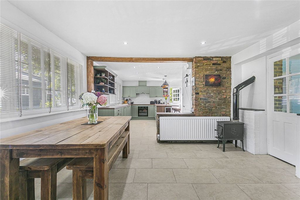 Property photo 2 of 18 Picture No. 69