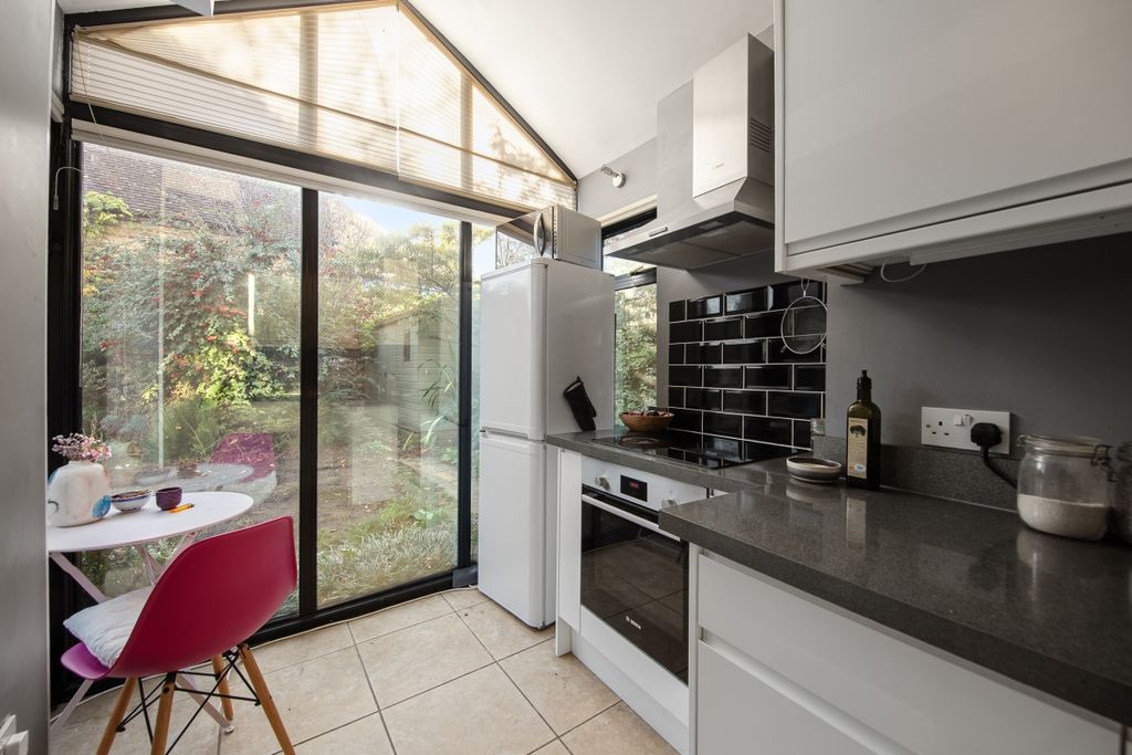 Property photo 2 of 31 094A8476