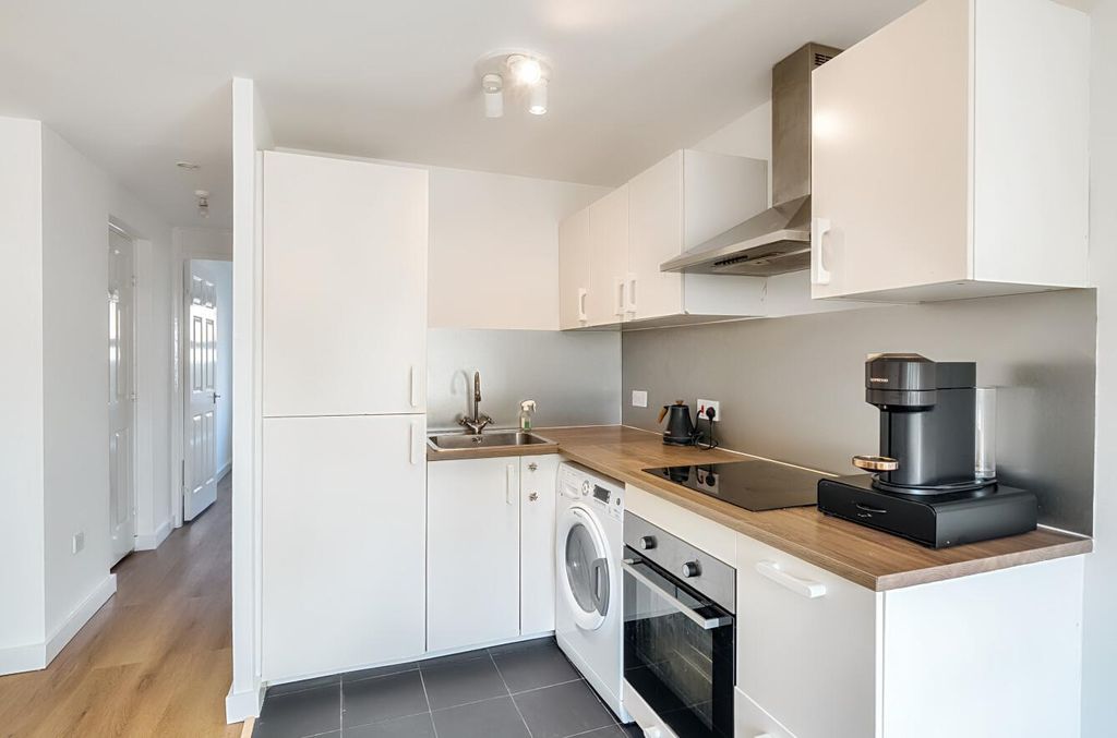 Property photo 2 of 9 1344120-7-68A5Fa5E63Dde.Jpg