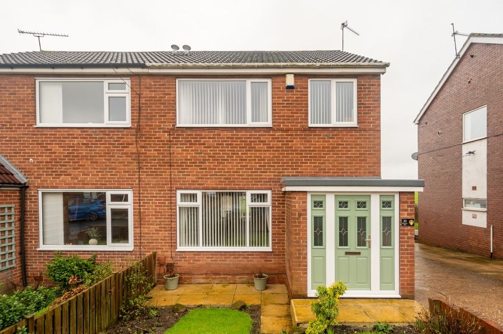 Property photo 1 of 28