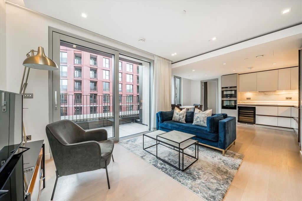 Property photo 2 of 9