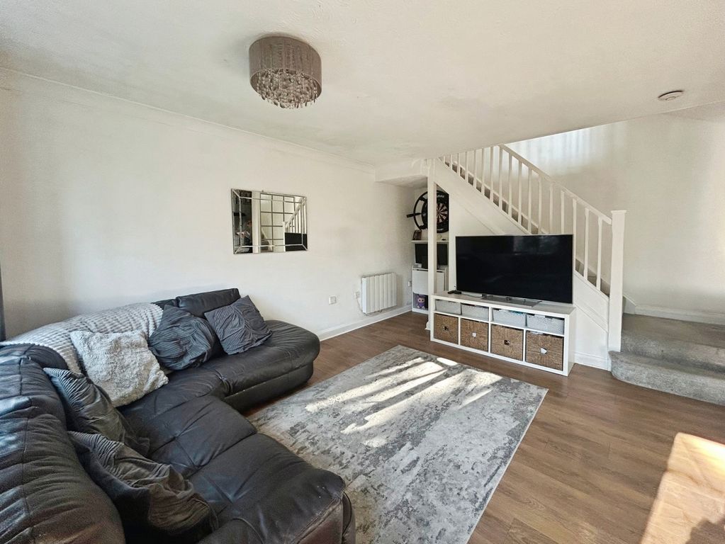 Property photo 3 of 10 Pbox-Img.Jpg