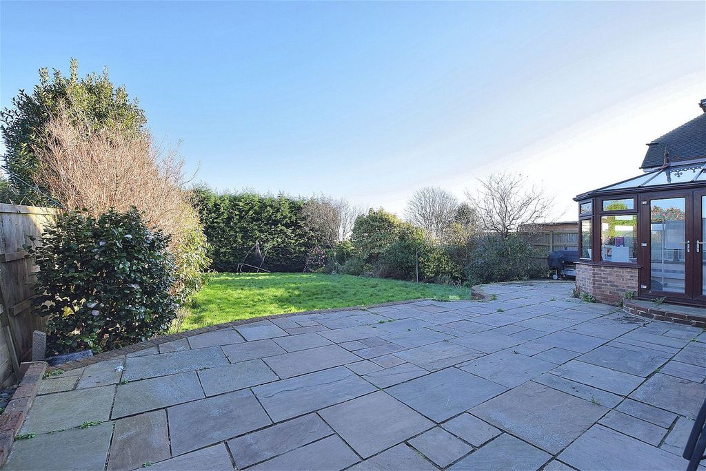 Property photo 2 of 21