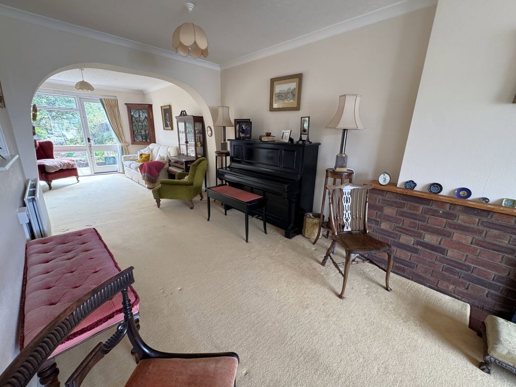 Property photo 2 of 14