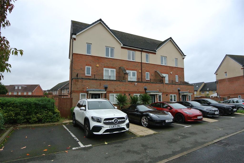 Property photo 1 of 8 Dsc_5452.Jpg