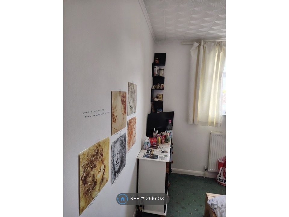 Property photo 3 of 3
