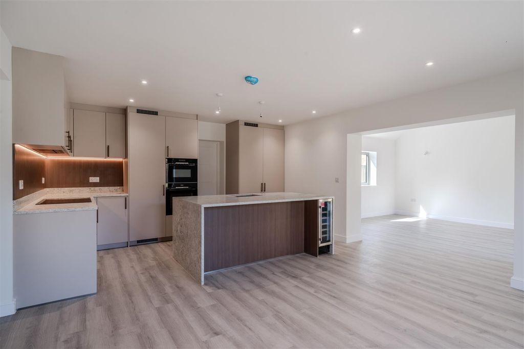 Property photo 2 of 33 Open Plan Living.Jpg
