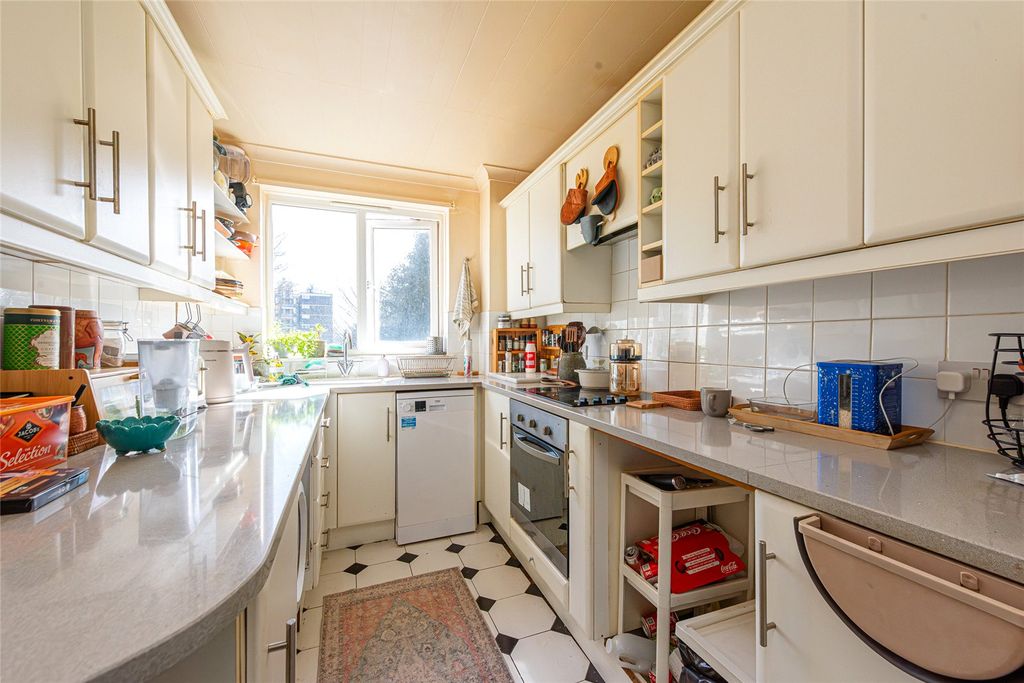 Property photo 2 of 13 Picture No. 04