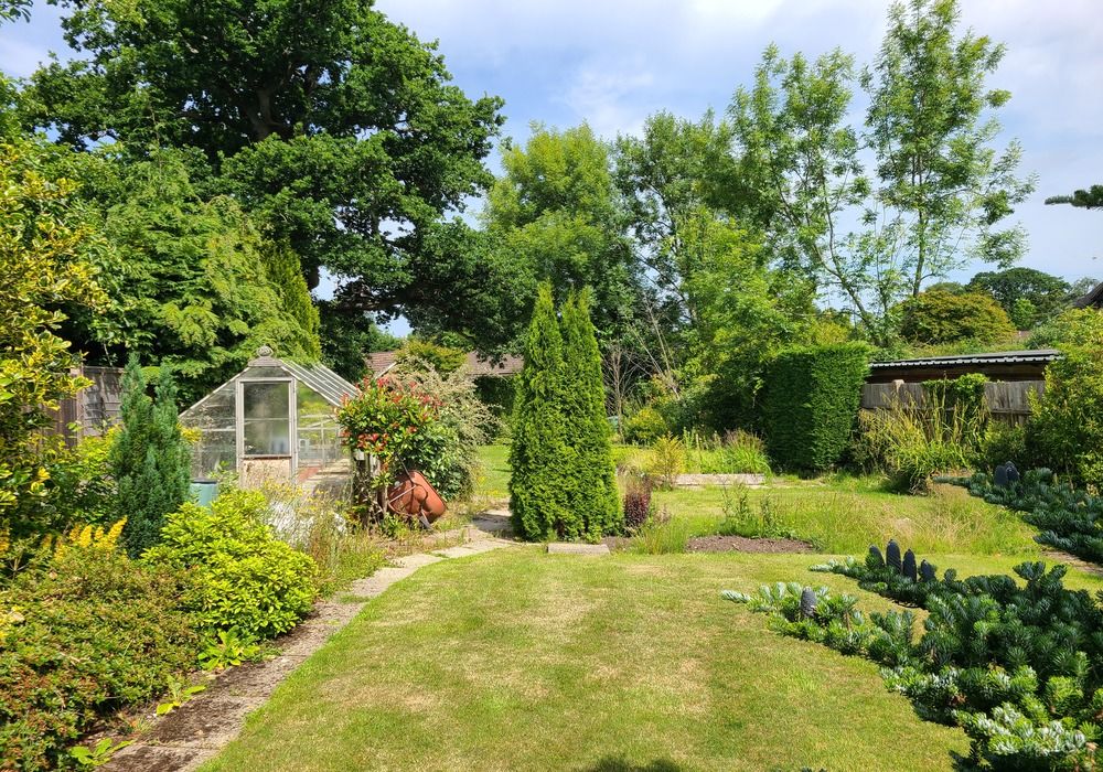 Property photo 3 of 17