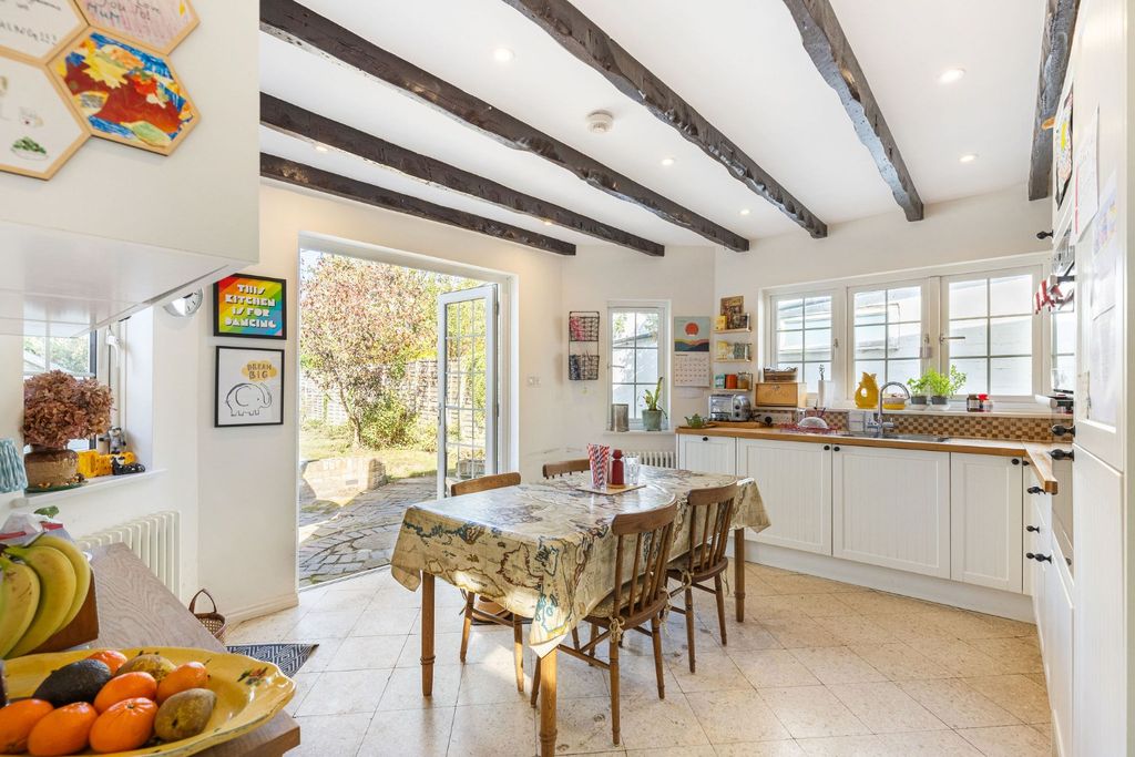 Property photo 3 of 12 5574262