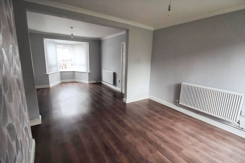 Property photo 2 of 11 Reception