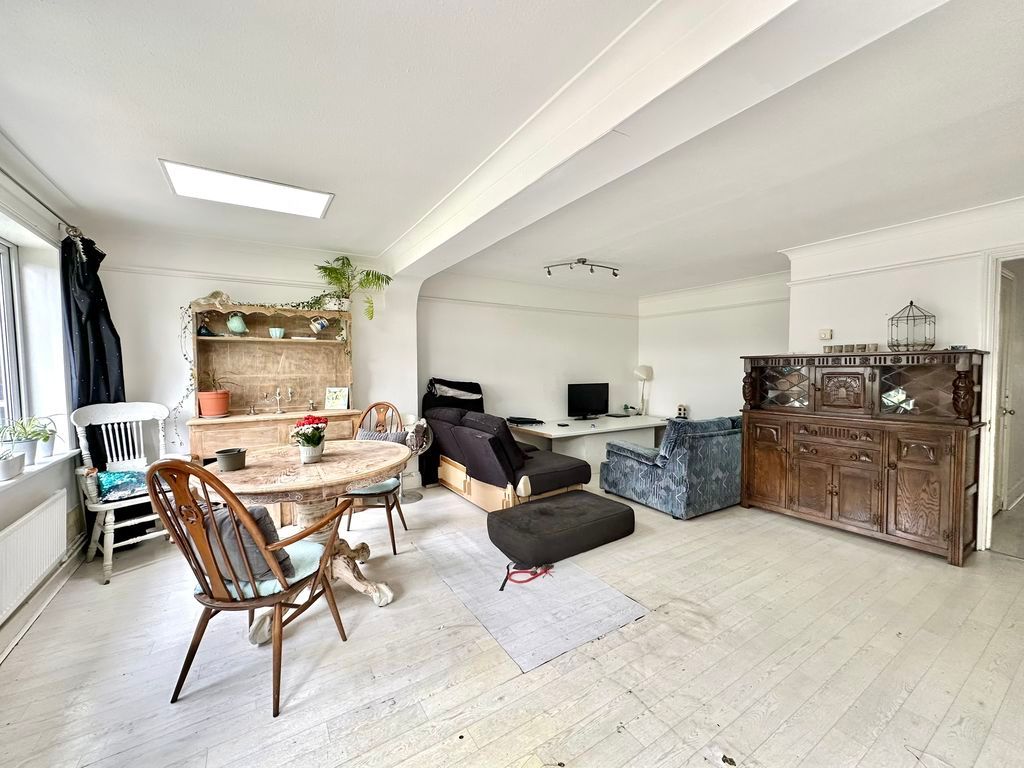 Property photo 3 of 14 Photo 10