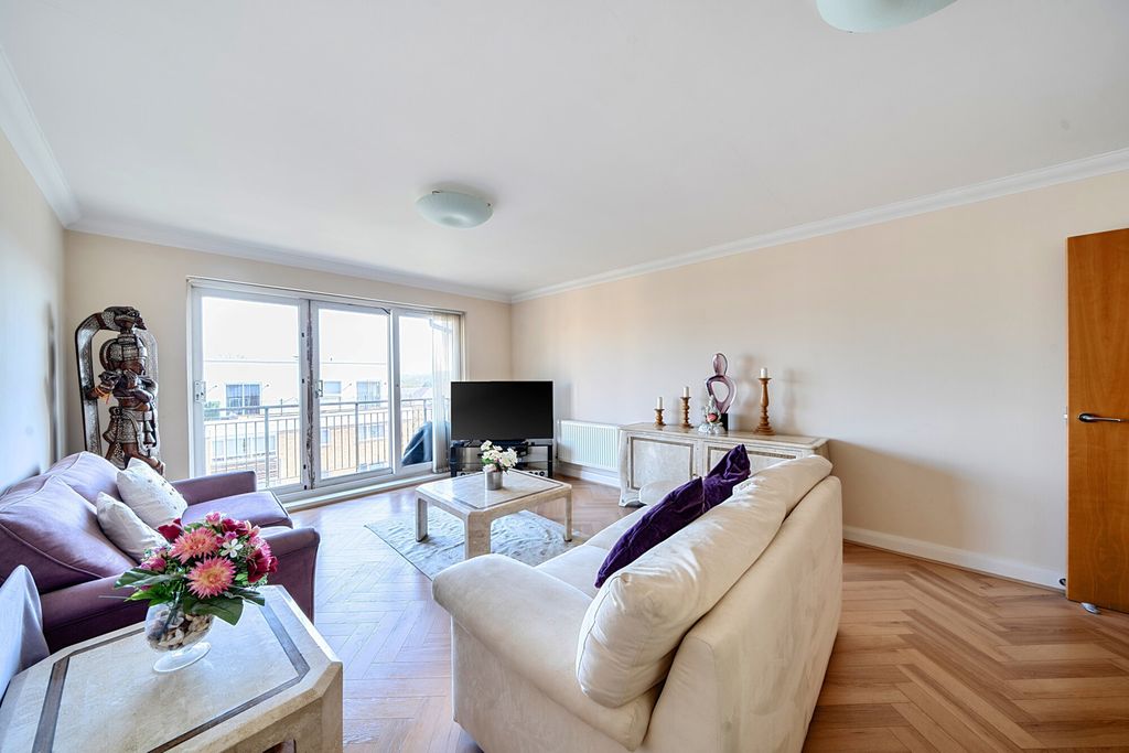 Property photo 2 of 20 1429841-20-69B95A...