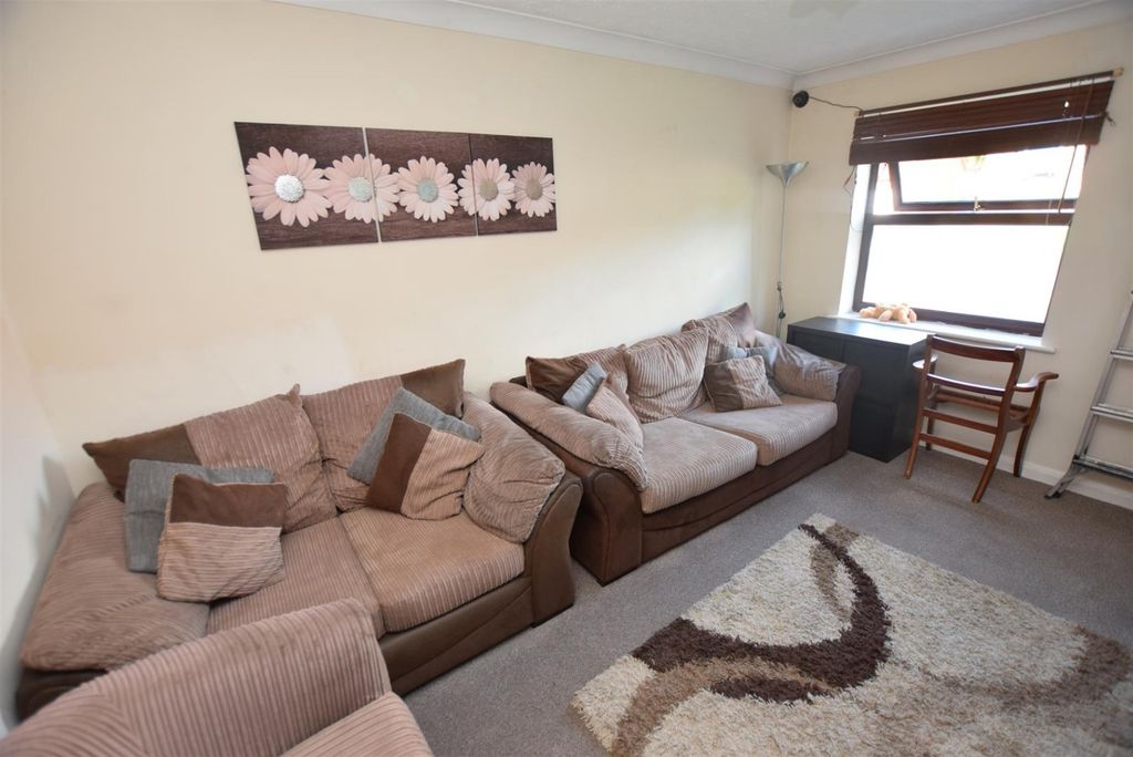 Property photo 2 of 4 1540781