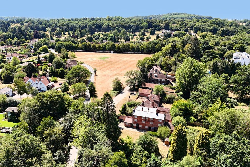 Property photo 2 of 18 Picture No. 36