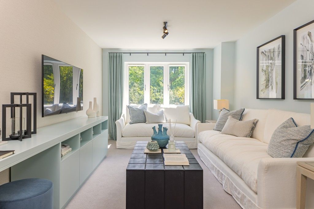 Property photo 3 of 11 Maple Croft, Egham