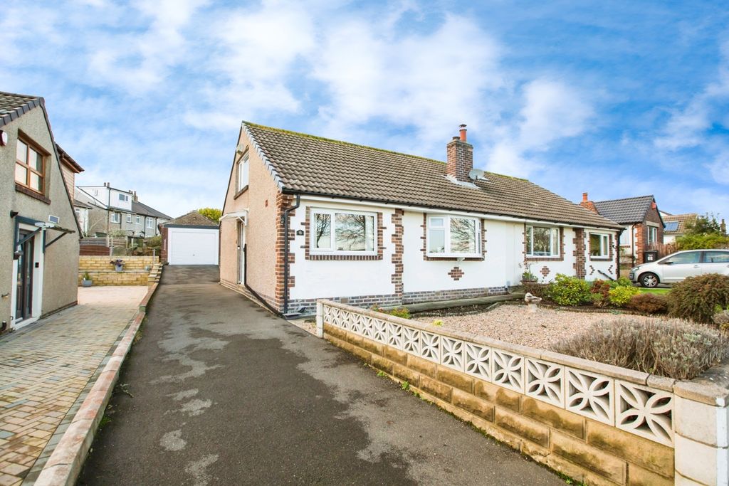 Property photo 1 of 21 External