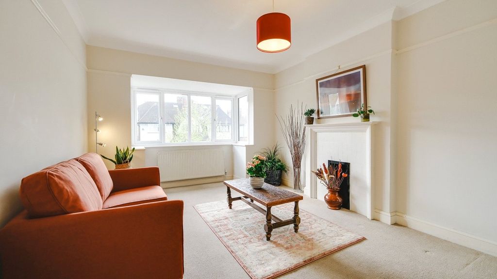 Property photo 1 of 8 Picture No. 20