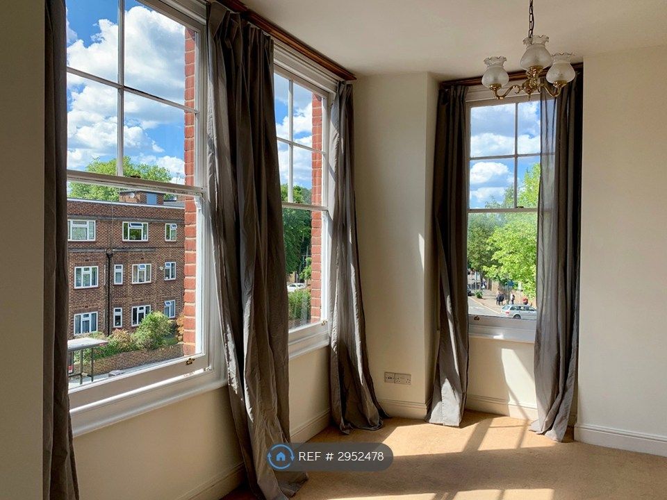 Property photo 3 of 7 Living Room With Double Glazing