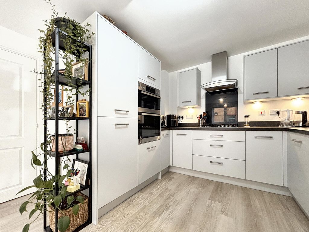 Property photo 3 of 17 Img_2436.Jpeg