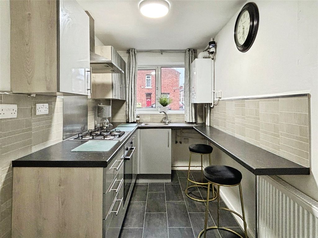 Property photo 2 of 19 Picture No. 47