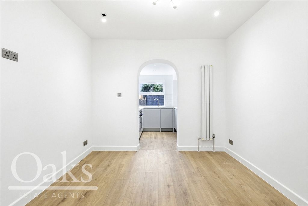 Property photo 3 of 12 Picture No. 04