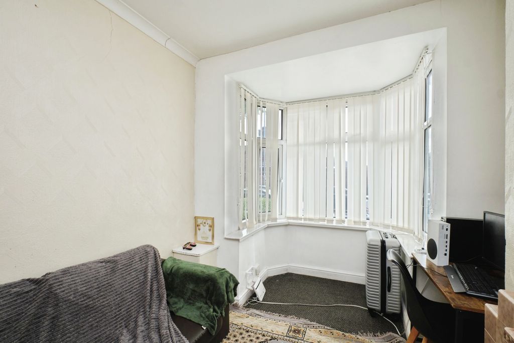 Property photo 3 of 29 Pbox-Img.Jpg