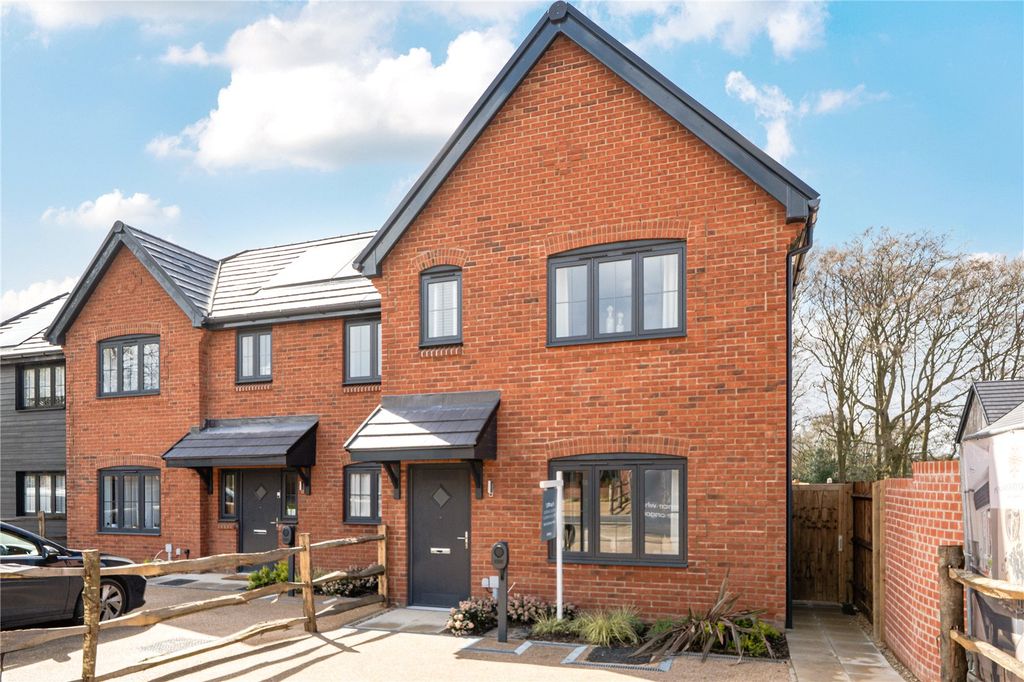 Property photo 2 of 12 External