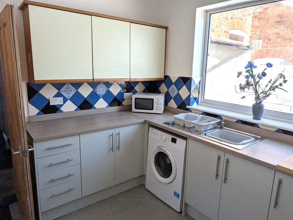 Property photo 2 of 5 Original-61474Ac5-E422-4B3B-A62A-1E0A1A27DC62.Jpeg