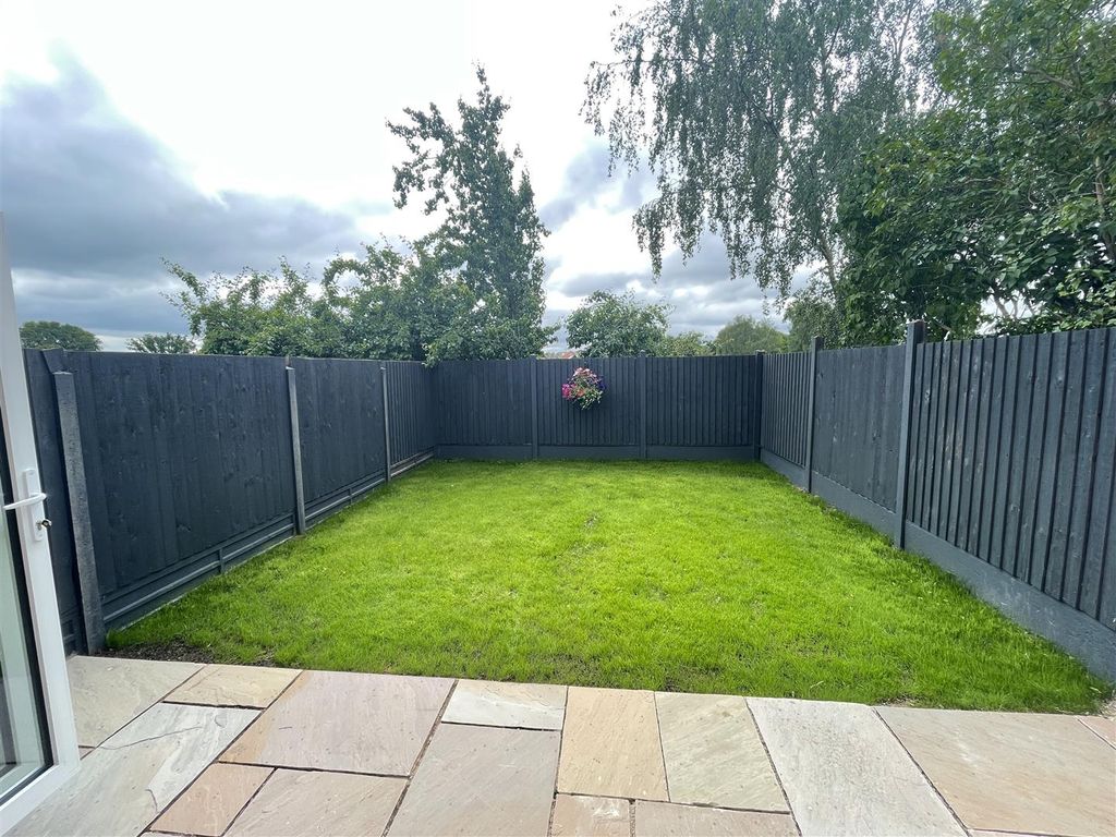 Property photo 2 of 19