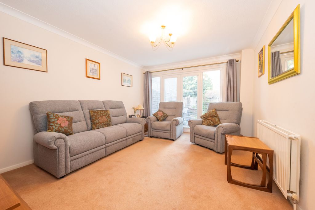 Property photo 2 of 23 Living Room