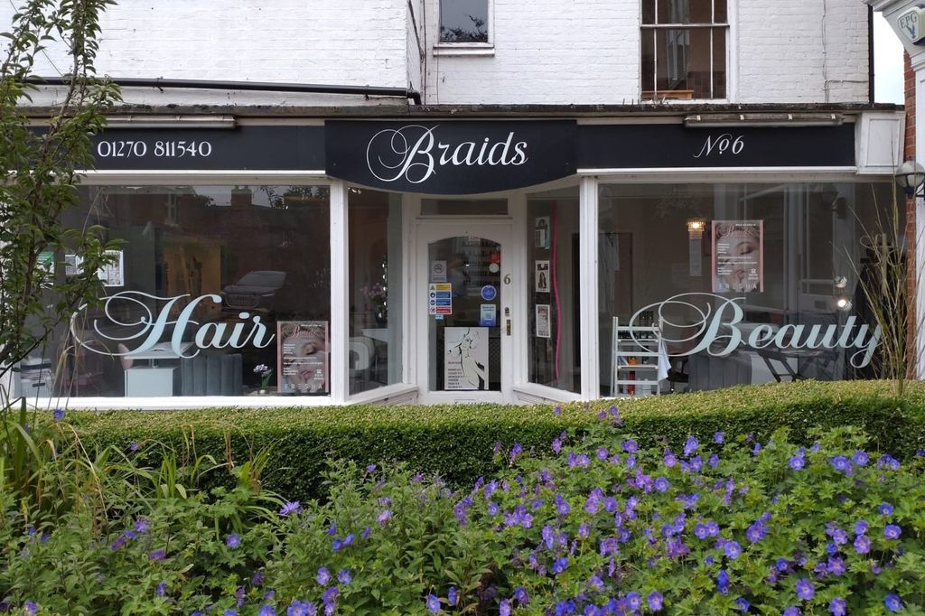 Property photo 1 of 5