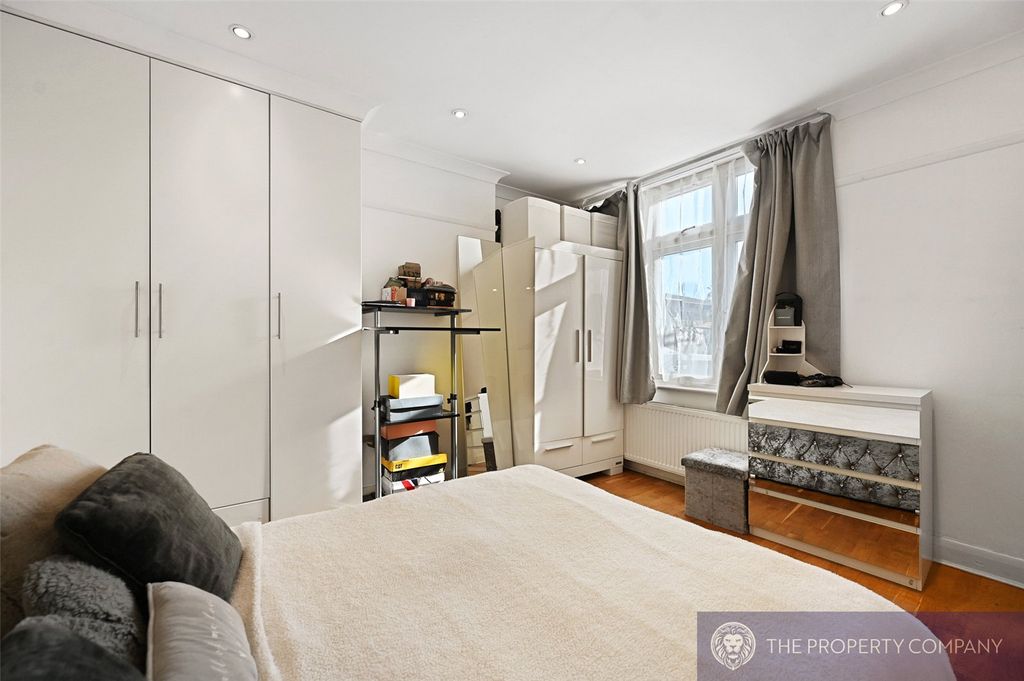 Property photo 3 of 9 Picture No. 17