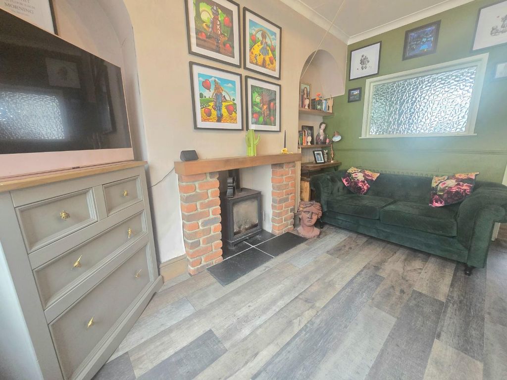 Property photo 3 of 10 Livig