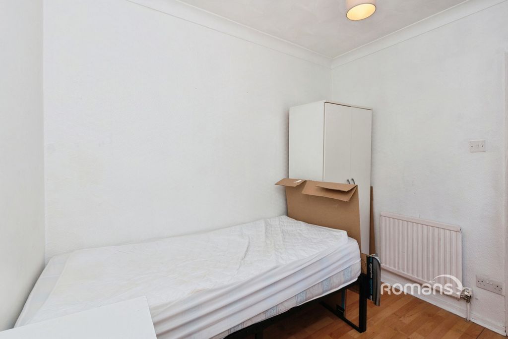Property photo 2 of 12 Pbox-Img.Jpg