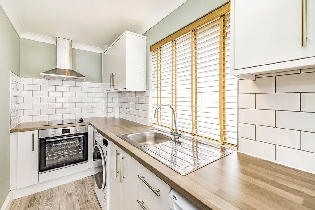 Property photo 2 of 9 Picture No. 03