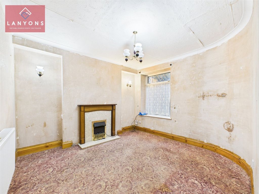 Property photo 3 of 14 Picture No. 06