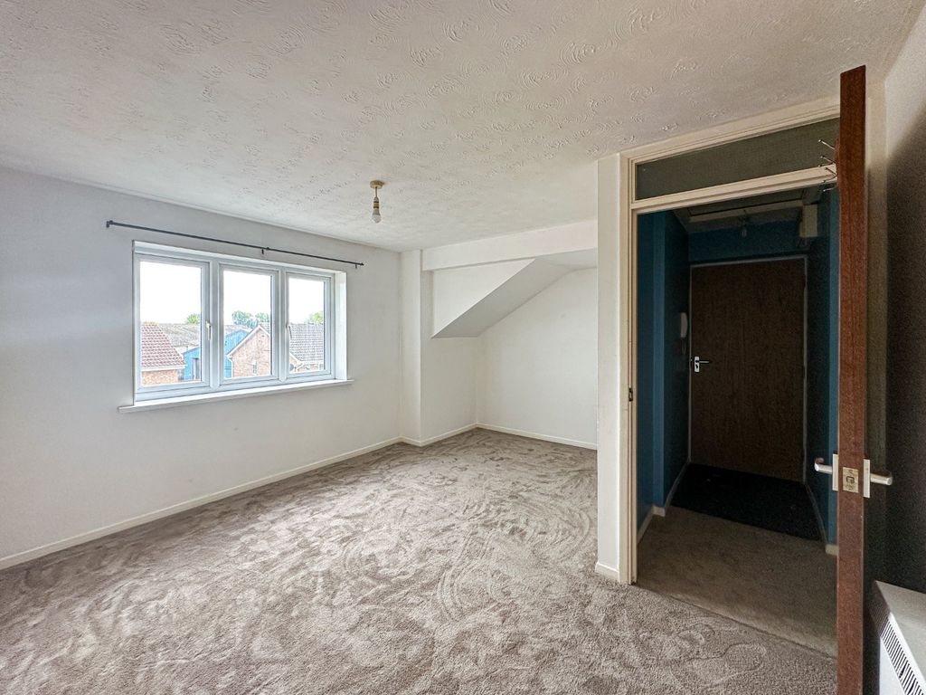 Property photo 2 of 9 4549424
