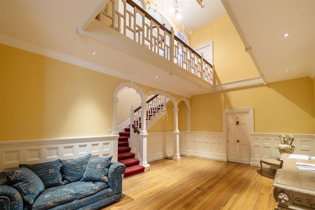Additional image 16 of 3 bed flat for saleFelcourt Road, Felcourt RH19
