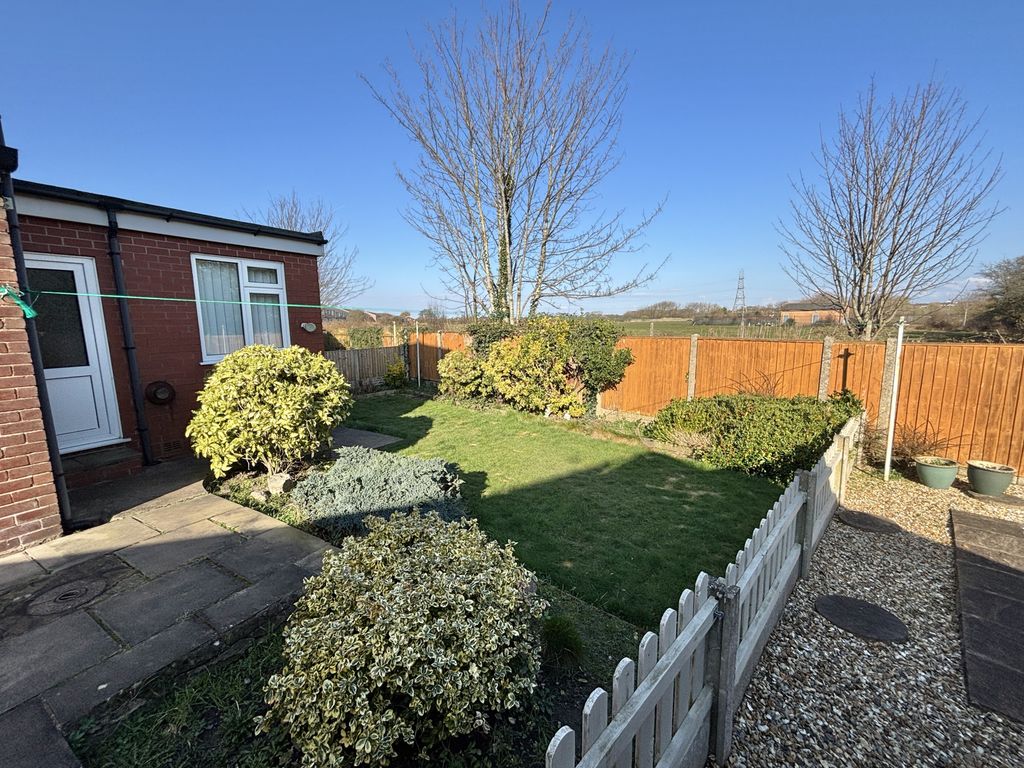 Property photo 3 of 21