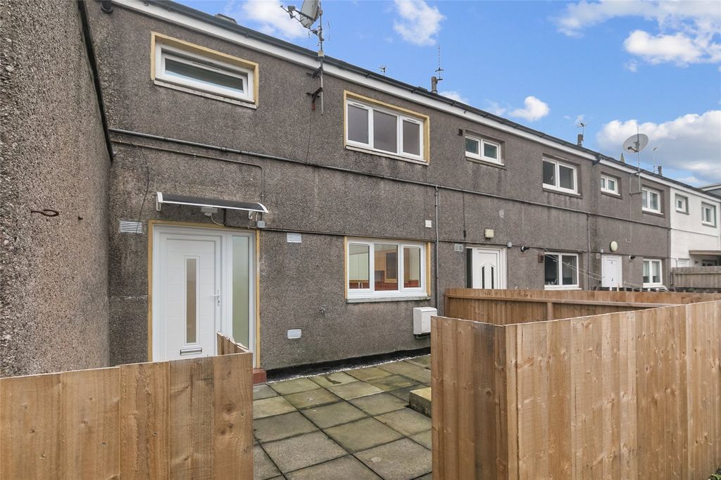 Property photo 1 of 29 Picture No. 05