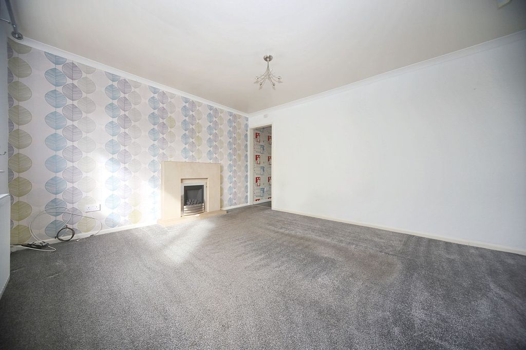 Property photo 3 of 22